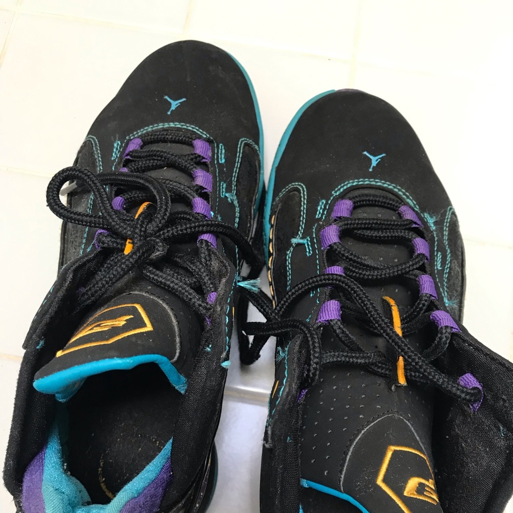 Boys Jordan’s! - Picture 1 of 8